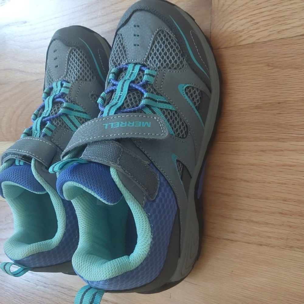 Girls boots MERRELL size 4,5